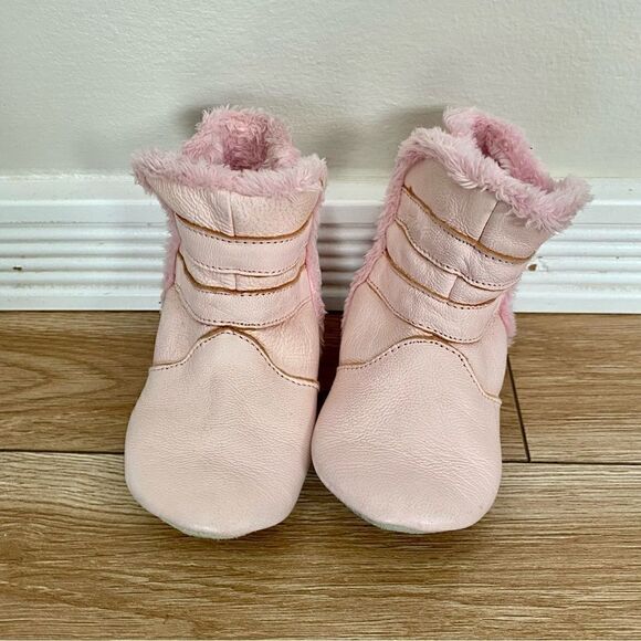 Pink Infant Moccasin Booties Suede Leather 6-12 Months - Picture 2 of 8